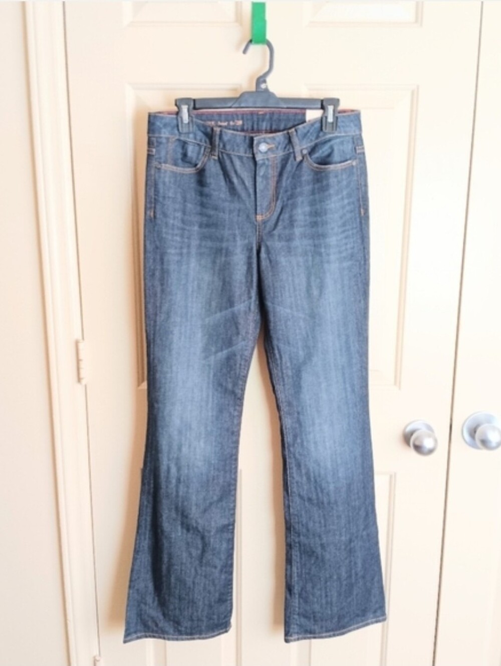 Talbots Women Signature Boot Cut Dark Blue Denim Jeans Size 6 NWT - Picture 3 of 7